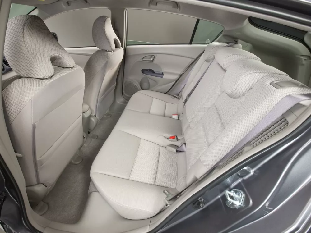 Автомобиль Honda Insight II Рестайлинг Хэтчбек (5 дверей)