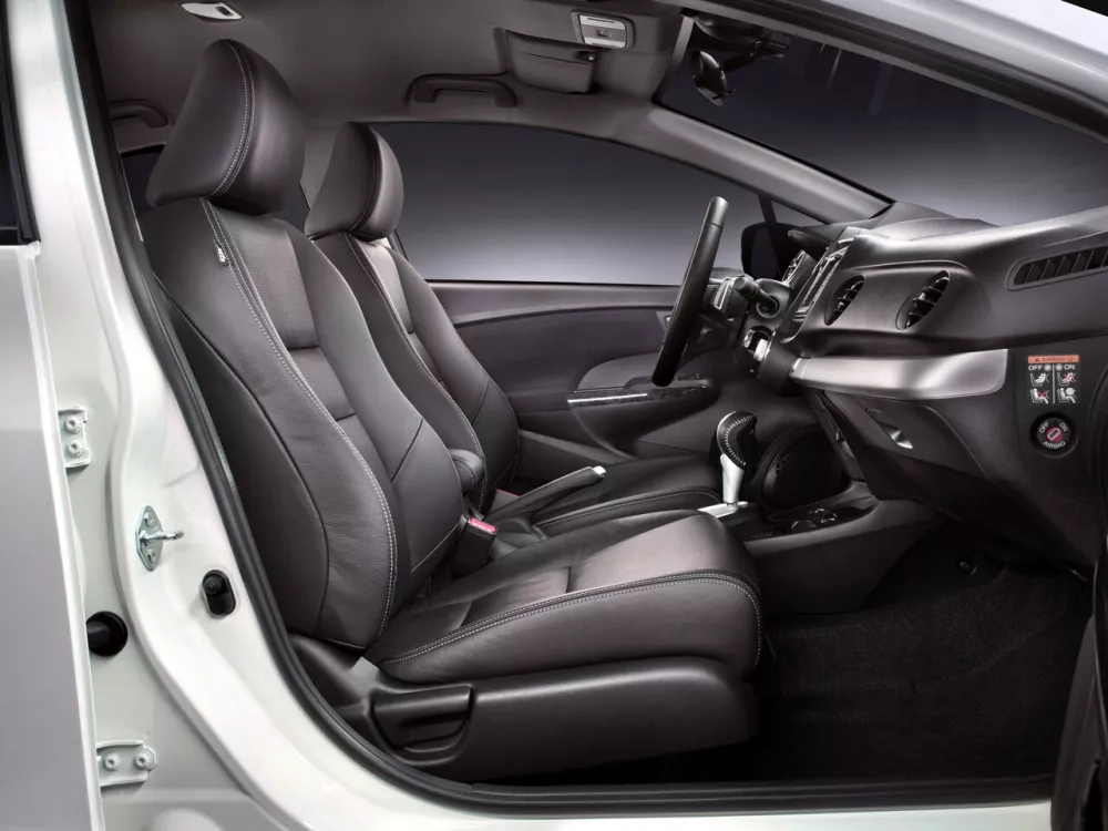 Автомобиль Honda Insight II Рестайлинг Хэтчбек (5 дверей)