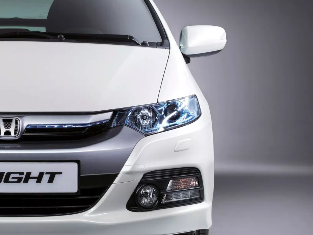 Автомобиль Honda Insight II Рестайлинг Хэтчбек (5 дверей)