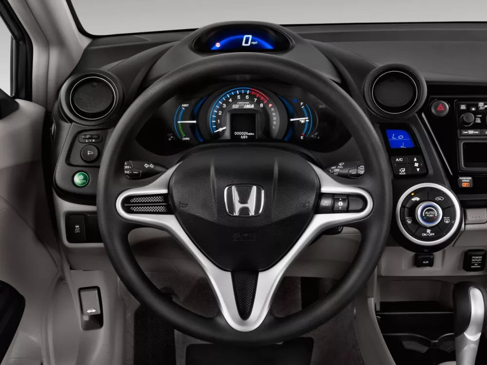 Автомобиль Honda Insight II Рестайлинг Хэтчбек (5 дверей)
