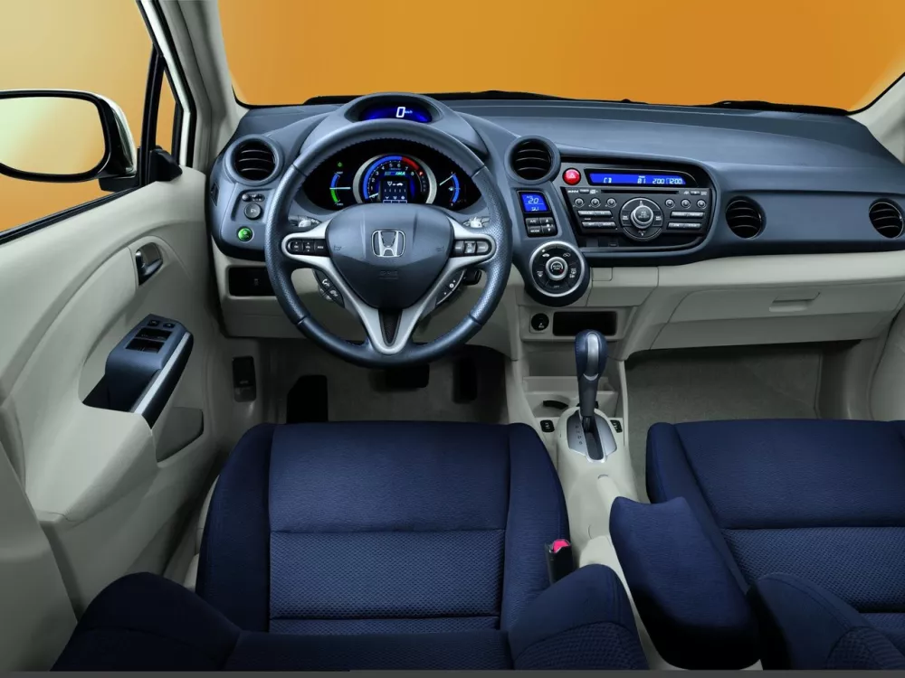Автомобиль Honda Insight II Хэтчбек (5 дверей)