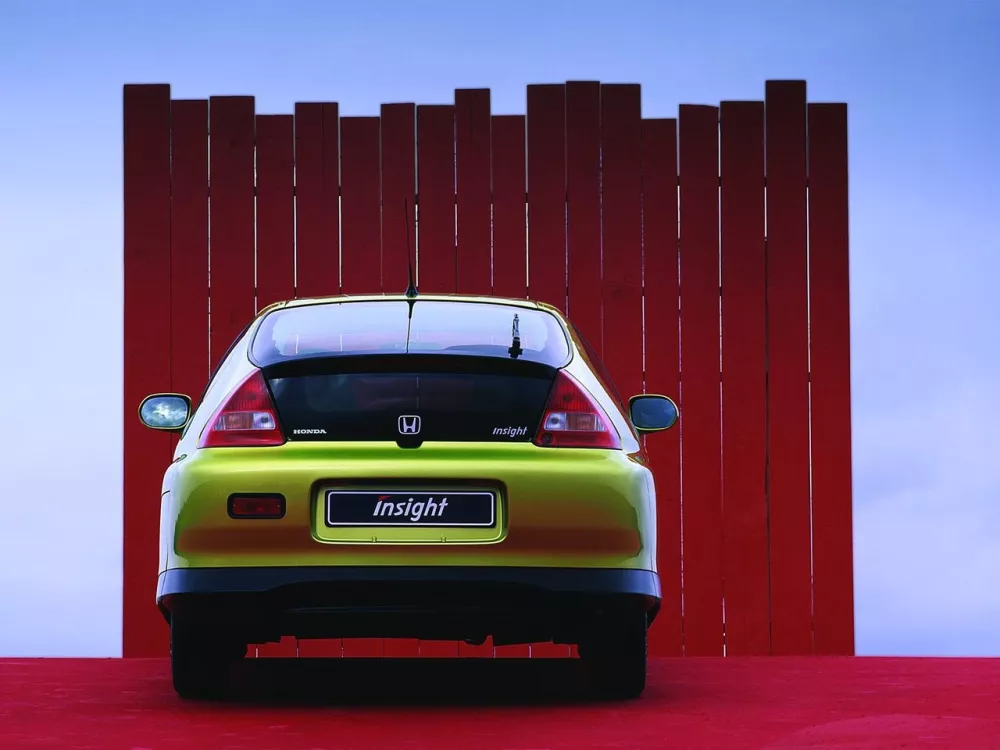 Автомобиль Honda Insight I Хэтчбек (3 двери)