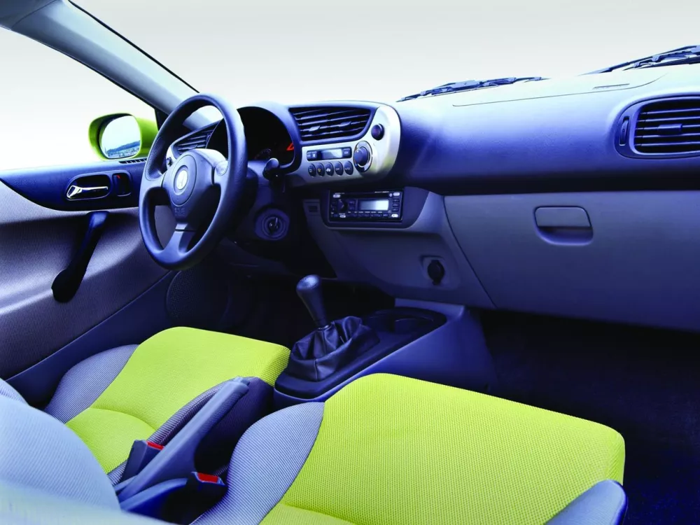 Автомобиль Honda Insight I Хэтчбек (3 двери)