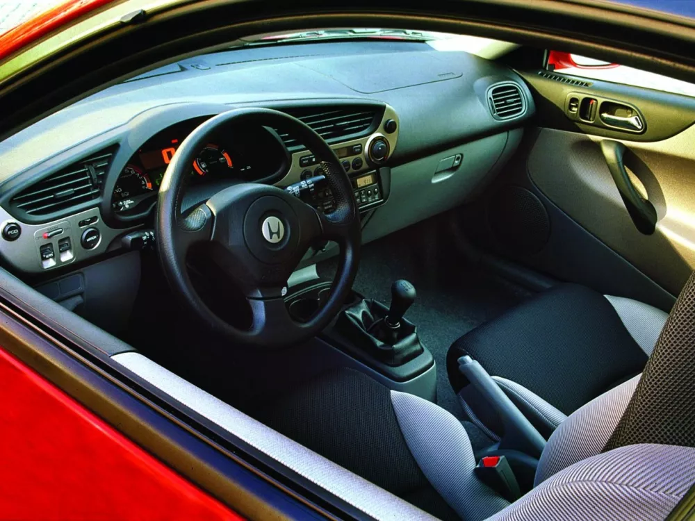 Автомобиль Honda Insight I Хэтчбек (3 двери)
