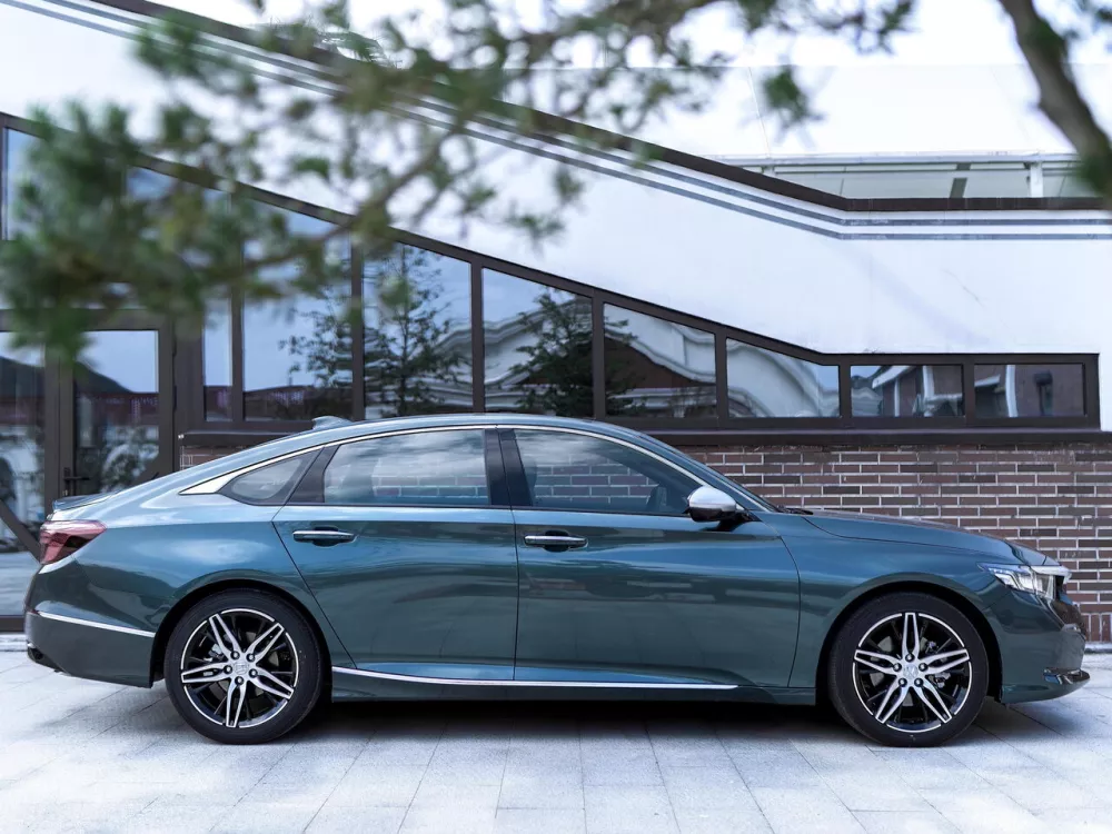 Автомобиль Honda Inspire VI Рестайлинг Седан