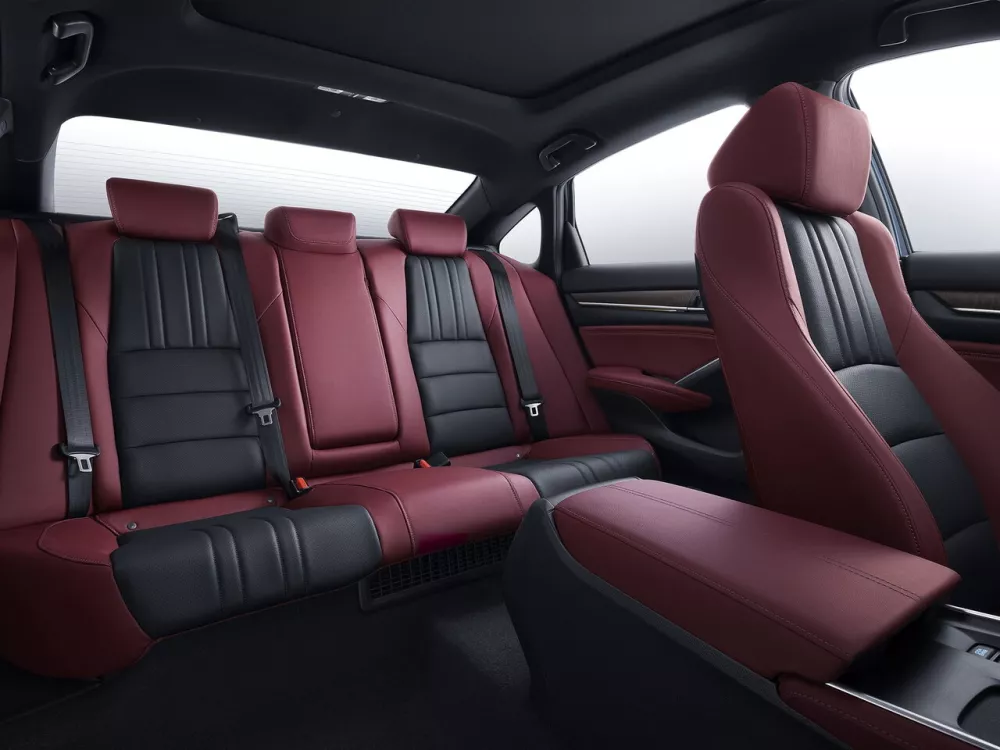Автомобиль Honda Inspire VI Рестайлинг Седан