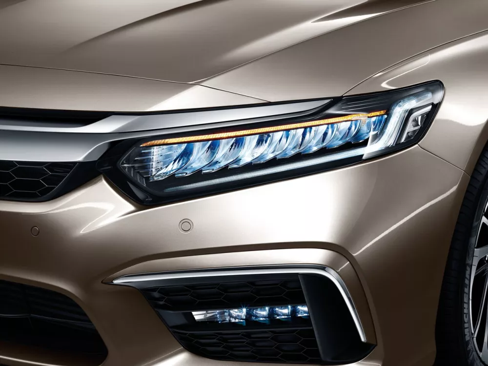 Автомобиль Honda Inspire VI Седан