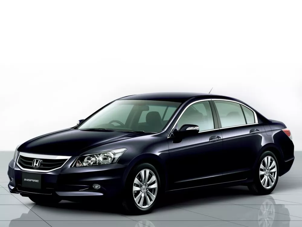 Автомобиль Honda Inspire V Рестайлинг Седан
