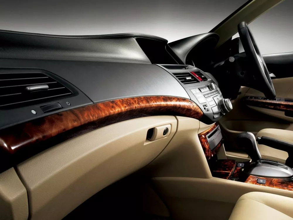 Автомобиль Honda Inspire V Рестайлинг Седан