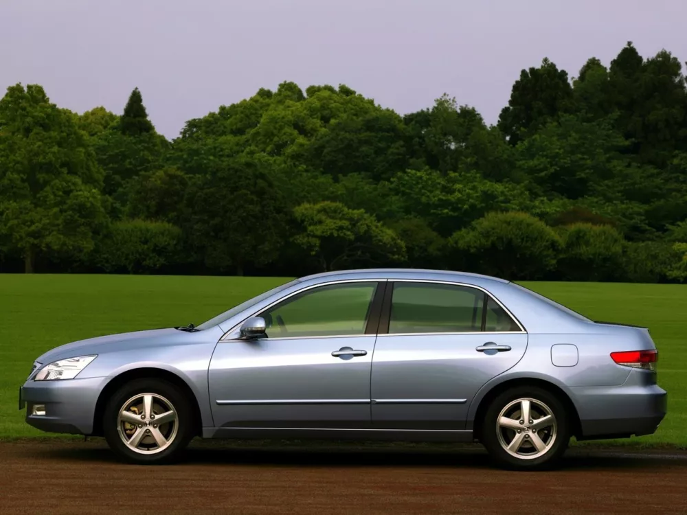 Автомобиль Honda Inspire IV Седан