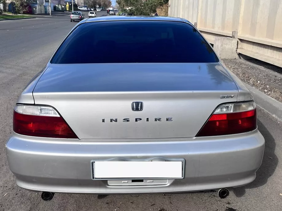 Автомобиль Honda Inspire III Рестайлинг Седан