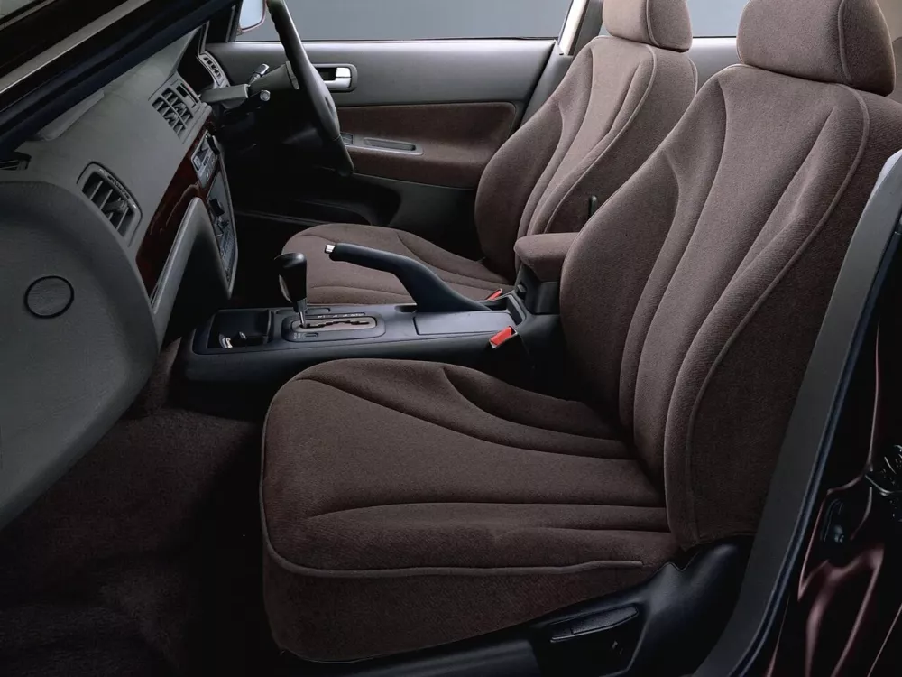 Автомобиль Honda Inspire II Седан