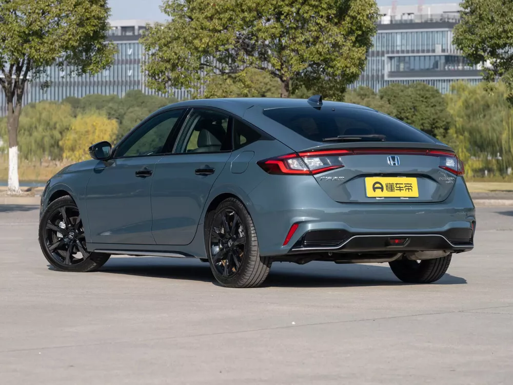 Автомобиль Honda Integra V Рестайлинг Хэтчбек (5 дверей)