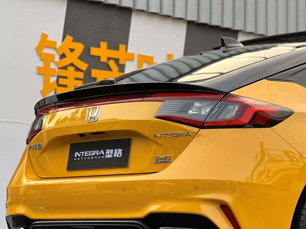 Автомобиль Honda Integra V Хэтчбек (5 дверей)