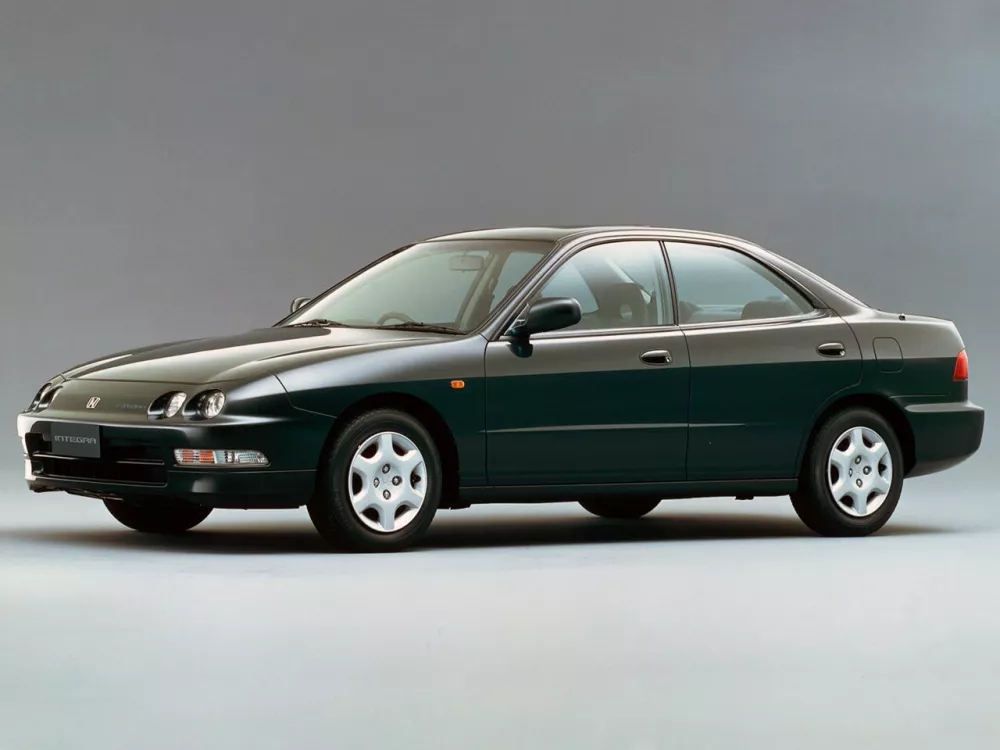 Автомобиль Honda Integra III Седан