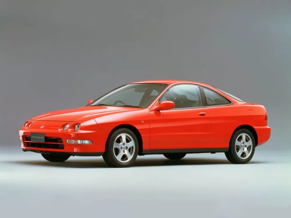 Автомобиль Honda Integra III Купе