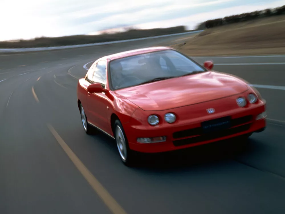 Автомобиль Honda Integra III Купе