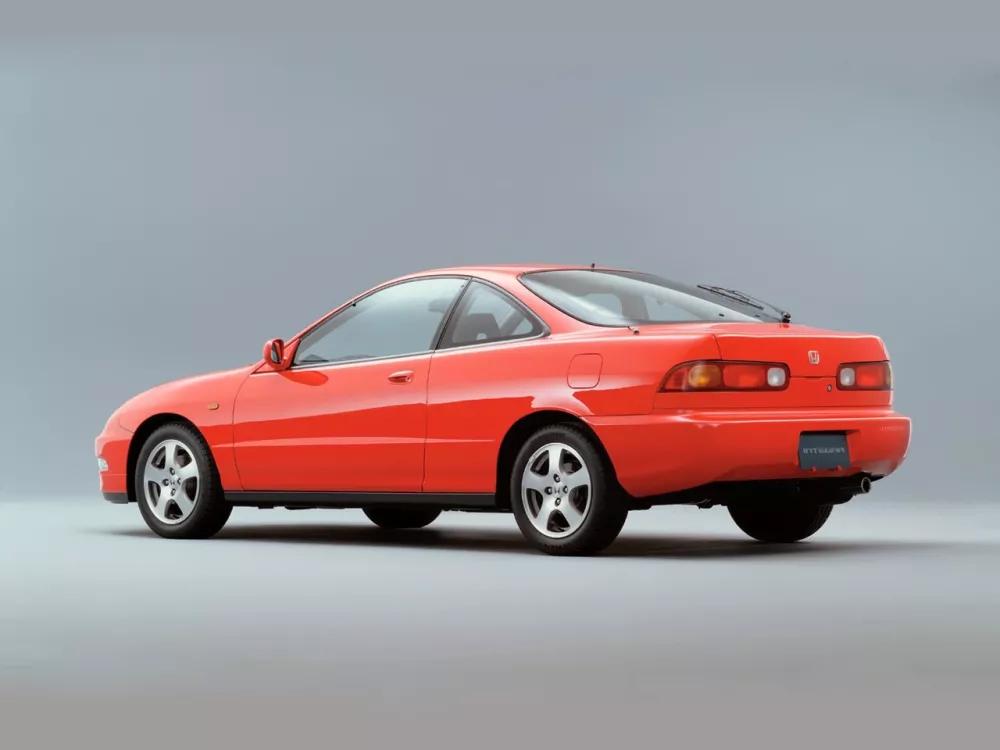 Автомобиль Honda Integra III Купе