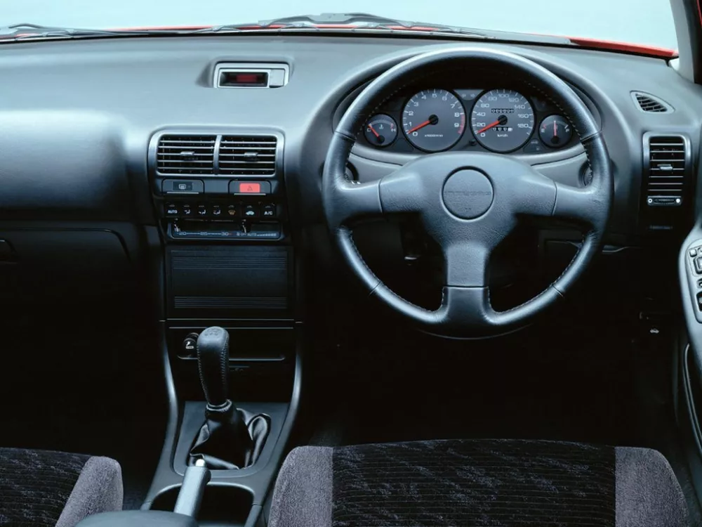 Автомобиль Honda Integra III Купе