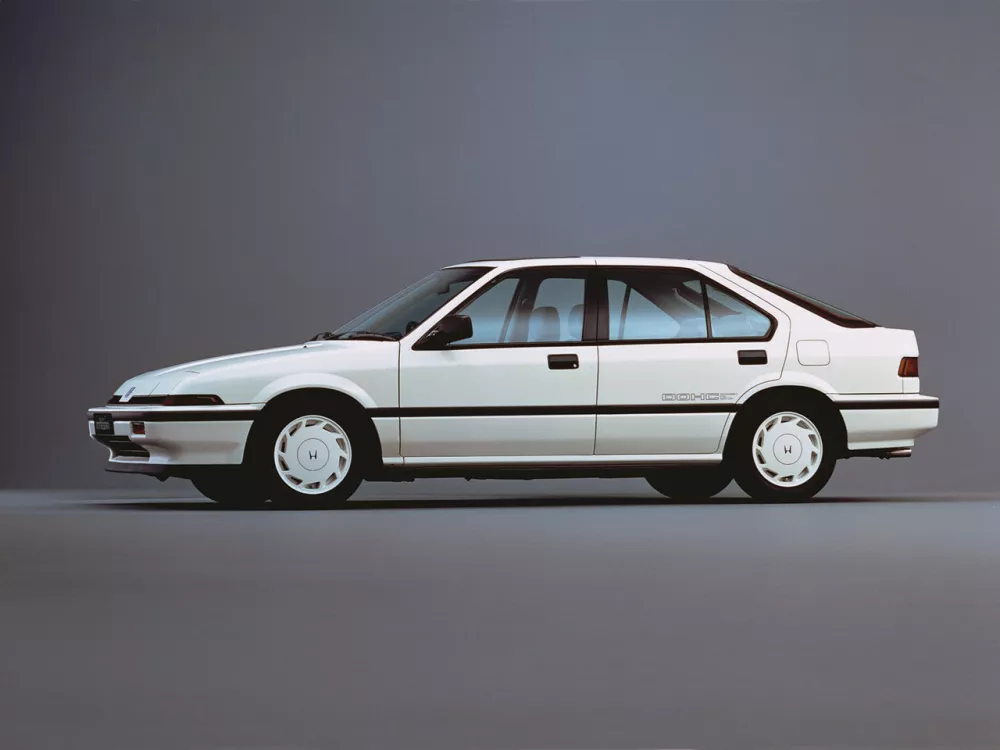 Автомобиль Honda Integra I Хэтчбек (5 дверей)