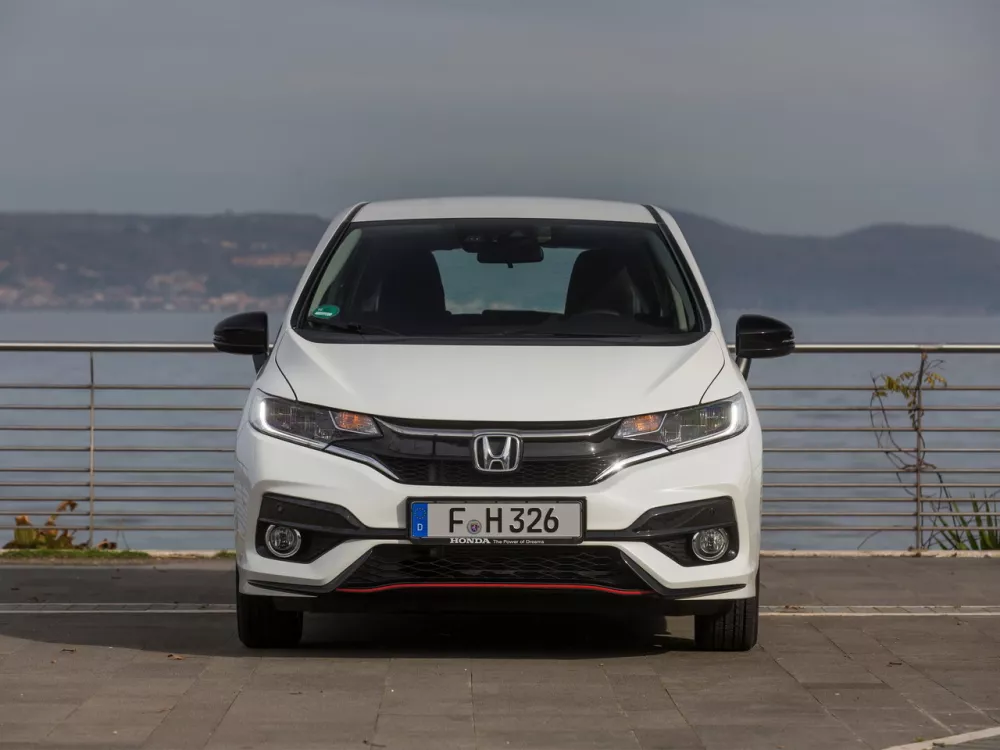 Автомобиль Honda Jazz III Рестайлинг Хэтчбек (5 дверей)