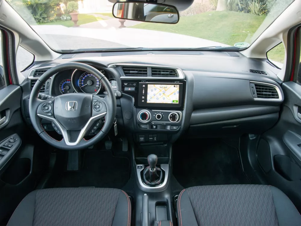 Автомобиль Honda Jazz III Рестайлинг Хэтчбек (5 дверей)