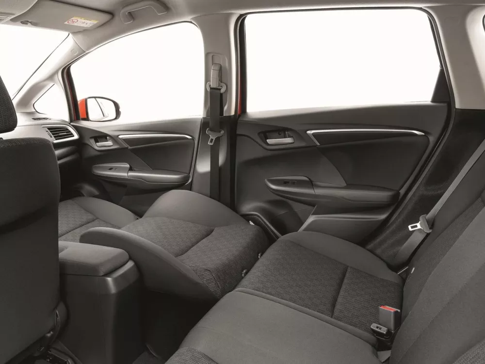 Автомобиль Honda Jazz III Хэтчбек (5 дверей)