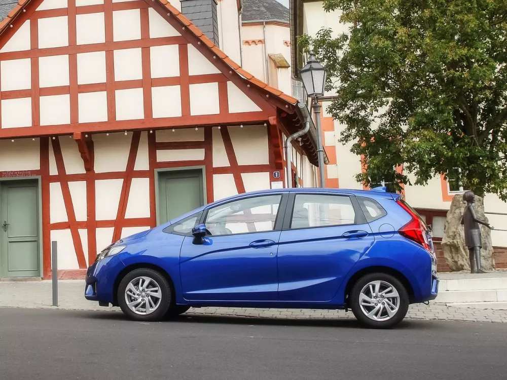 Автомобиль Honda Jazz III Хэтчбек (5 дверей)