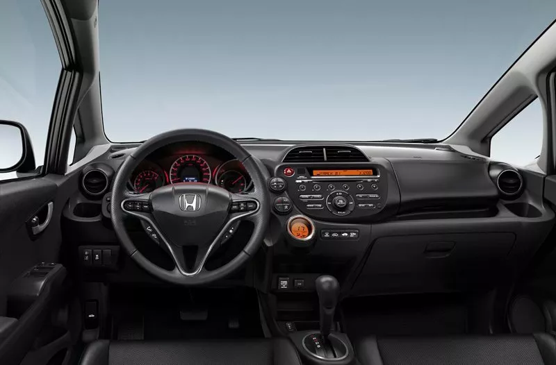 Автомобиль Honda Jazz II Рестайлинг Хэтчбек (5 дверей)