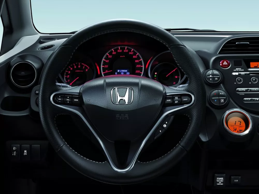 Автомобиль Honda Jazz II Рестайлинг Хэтчбек (5 дверей)