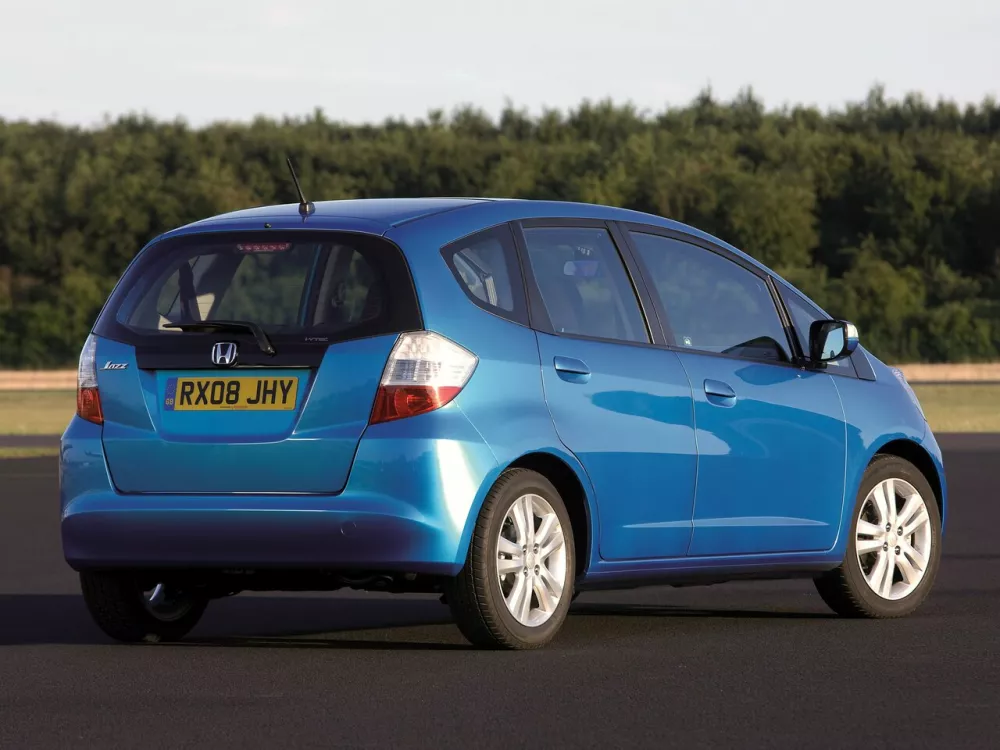 Автомобиль Honda Jazz II Хэтчбек (5 дверей)