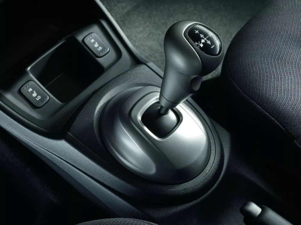Автомобиль Honda Jazz II Хэтчбек (5 дверей)