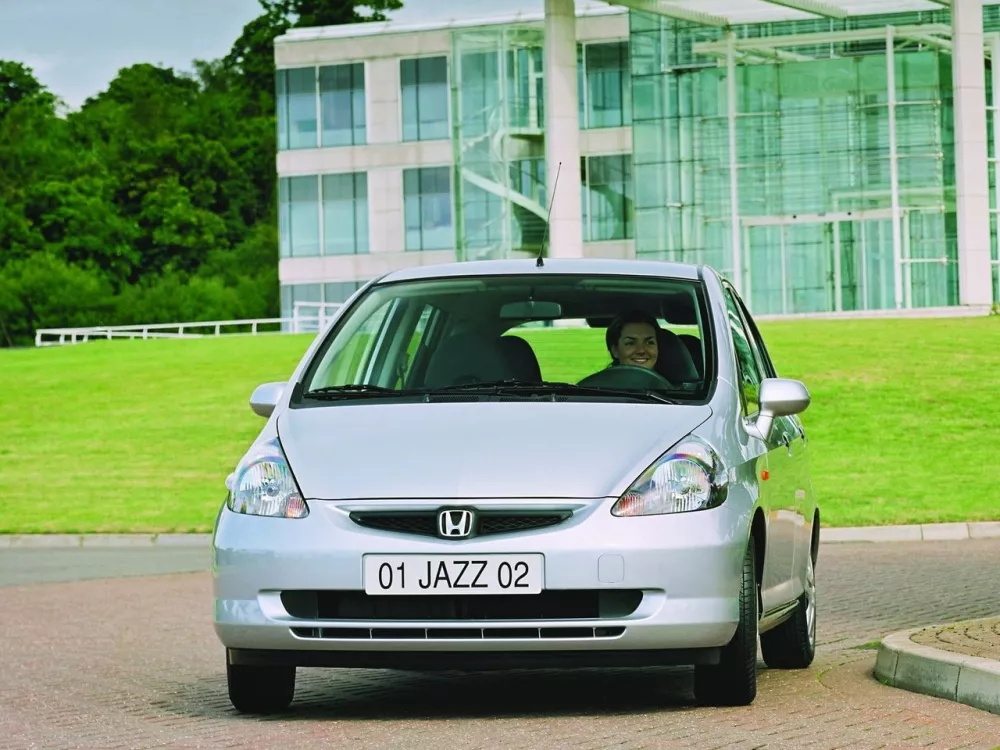 Автомобиль Honda Jazz I Хэтчбек (5 дверей)