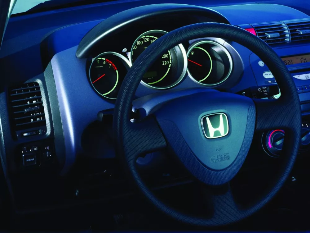 Автомобиль Honda Jazz I Хэтчбек (5 дверей)