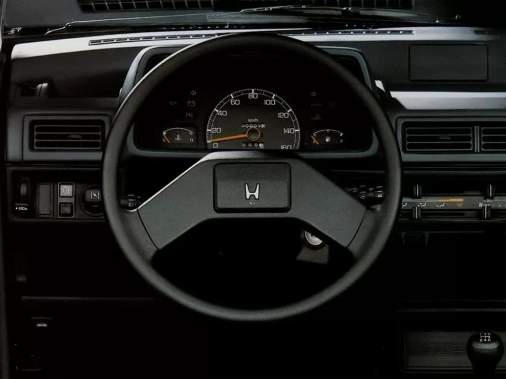 Автомобиль Honda Jazz AA Хэтчбек (3 двери)