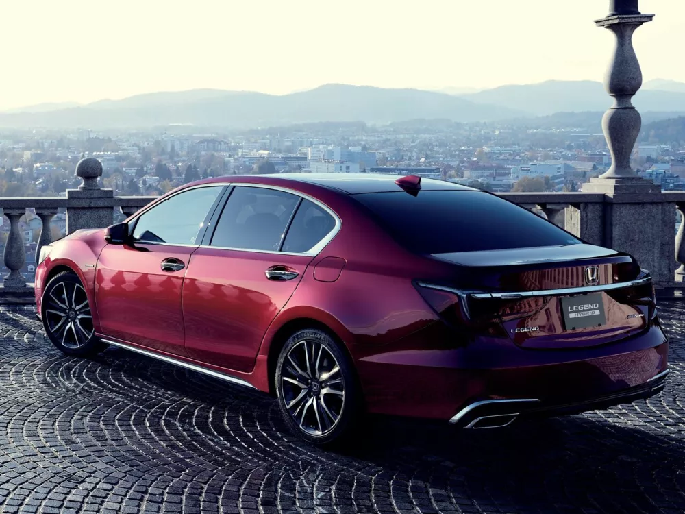 Автомобиль Honda Legend V Рестайлинг Седан