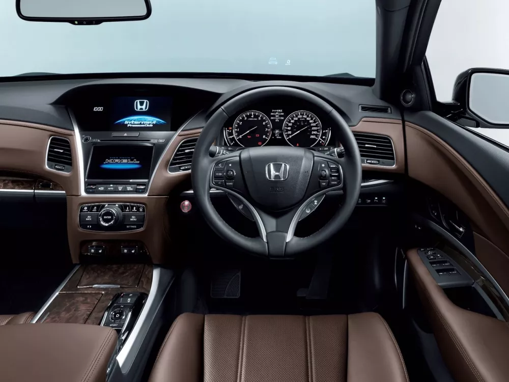 Автомобиль Honda Legend V Рестайлинг Седан