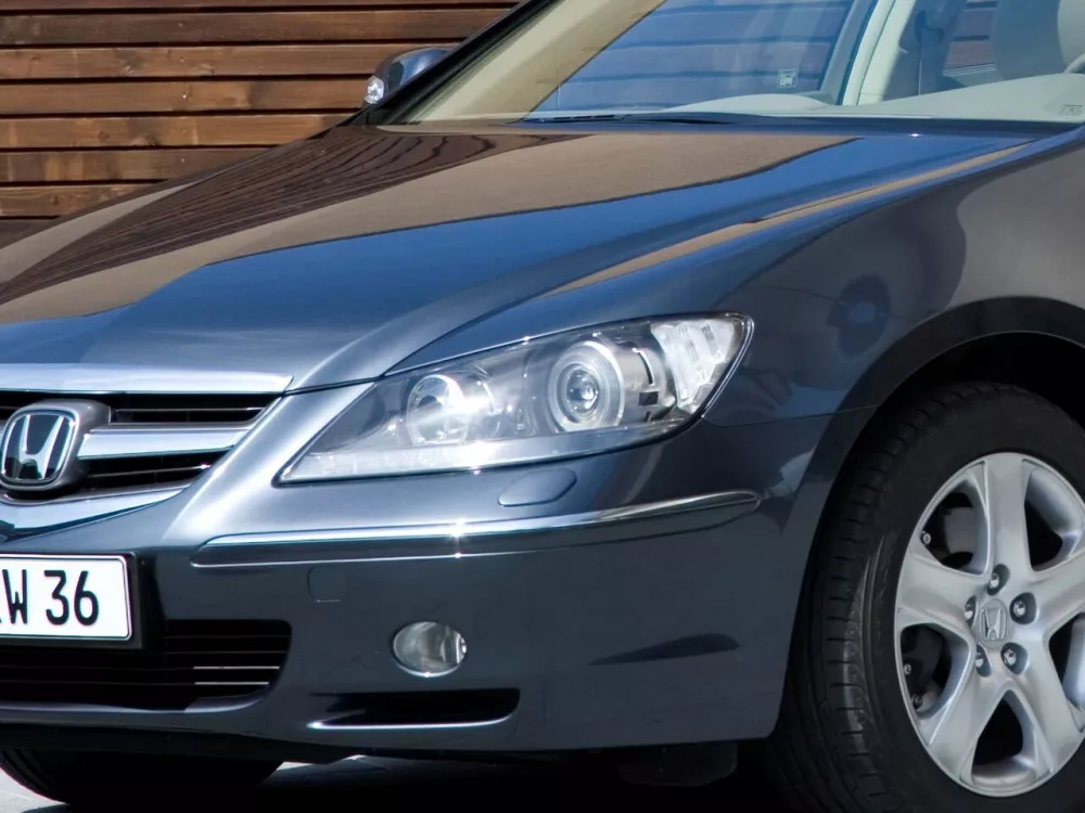 Автомобиль Honda Legend IV Седан
