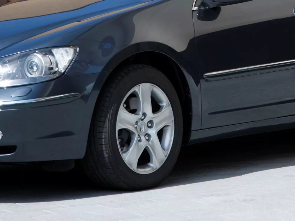 Автомобиль Honda Legend IV Седан