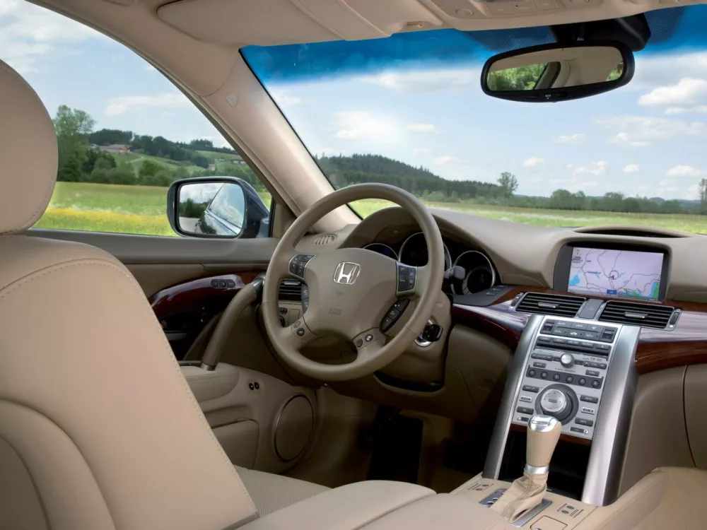 Автомобиль Honda Legend IV Седан