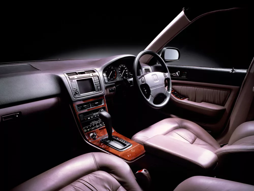 Автомобиль Honda Legend II Седан