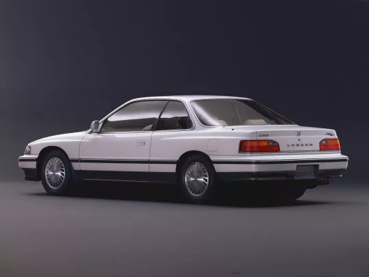 Автомобиль Honda Legend I Купе