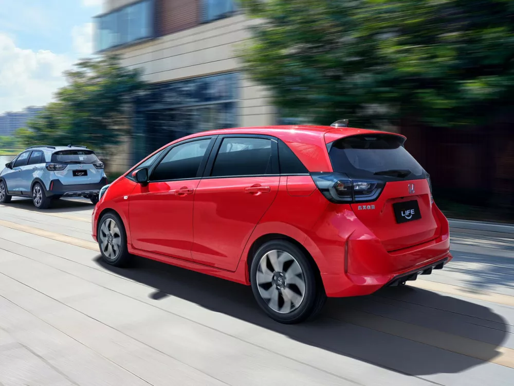 Автомобиль Honda Life VI Хэтчбек (5 дверей)