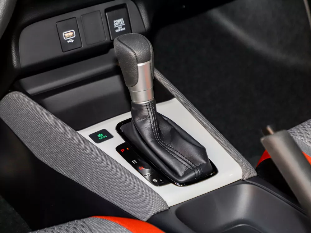 Автомобиль Honda Life VI Хэтчбек (5 дверей)