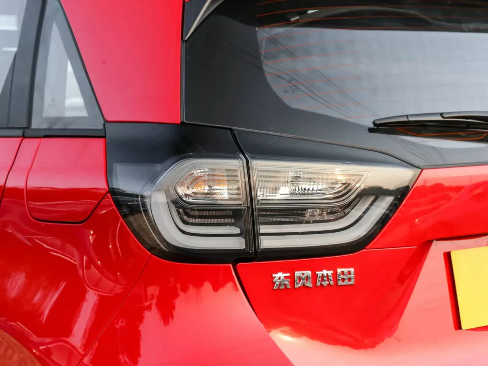 Автомобиль Honda Life VI Хэтчбек (5 дверей)