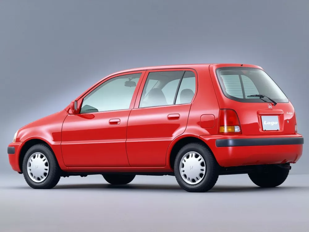 Автомобиль Honda Logo Хэтчбек (5 дверей)