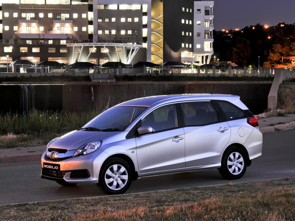 Автомобиль Honda Mobilio II Компактвэн