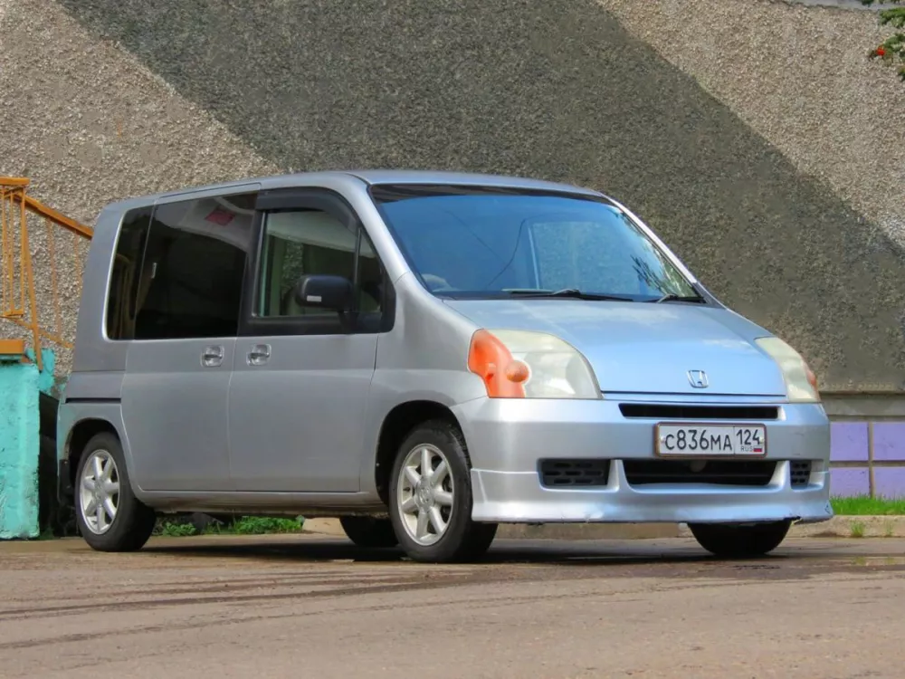 Автомобиль Honda Mobilio I Компактвэн