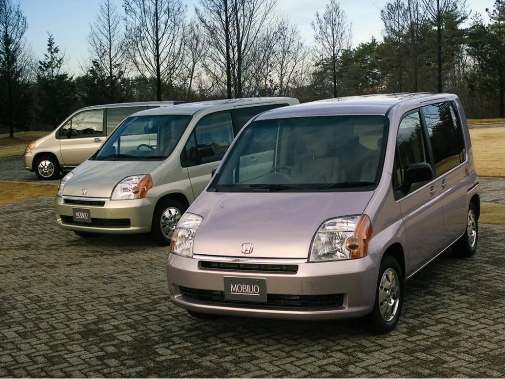 Автомобиль Honda Mobilio I Компактвэн