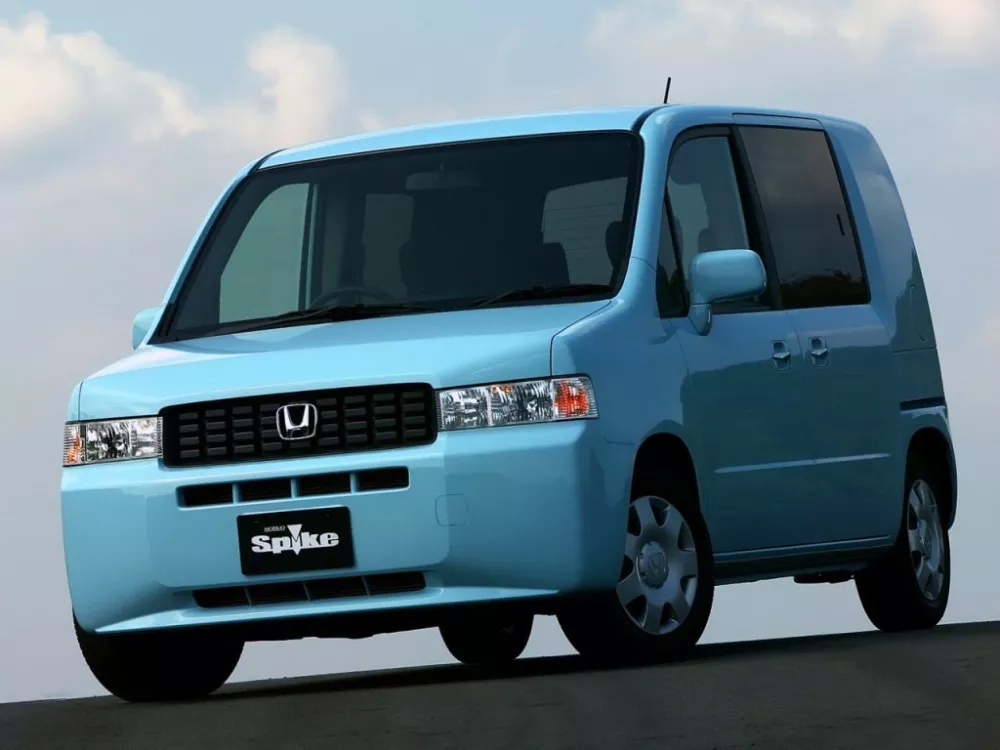 Автомобиль Honda Mobilio Spike I Компактвэн